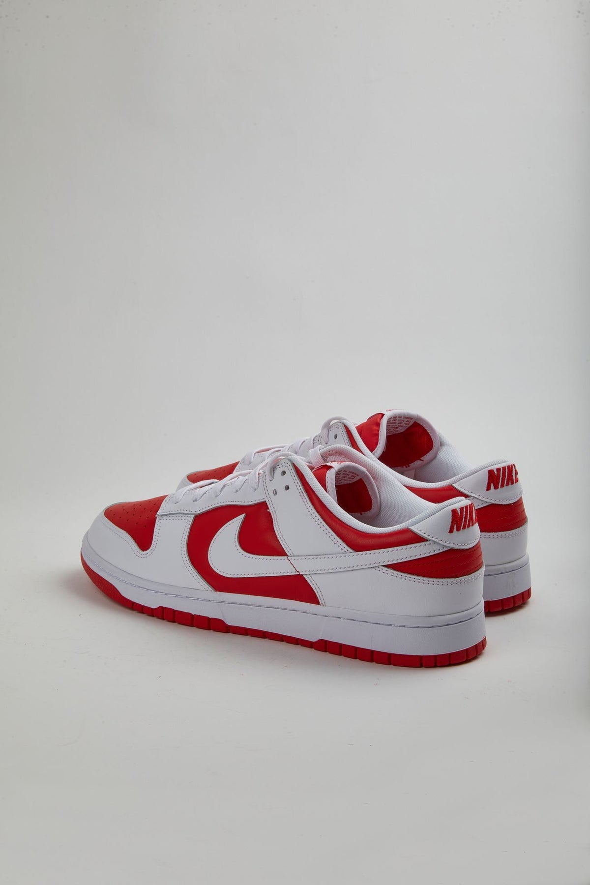 NIKE DUNK LOW - WHITE & RED - USSZ13