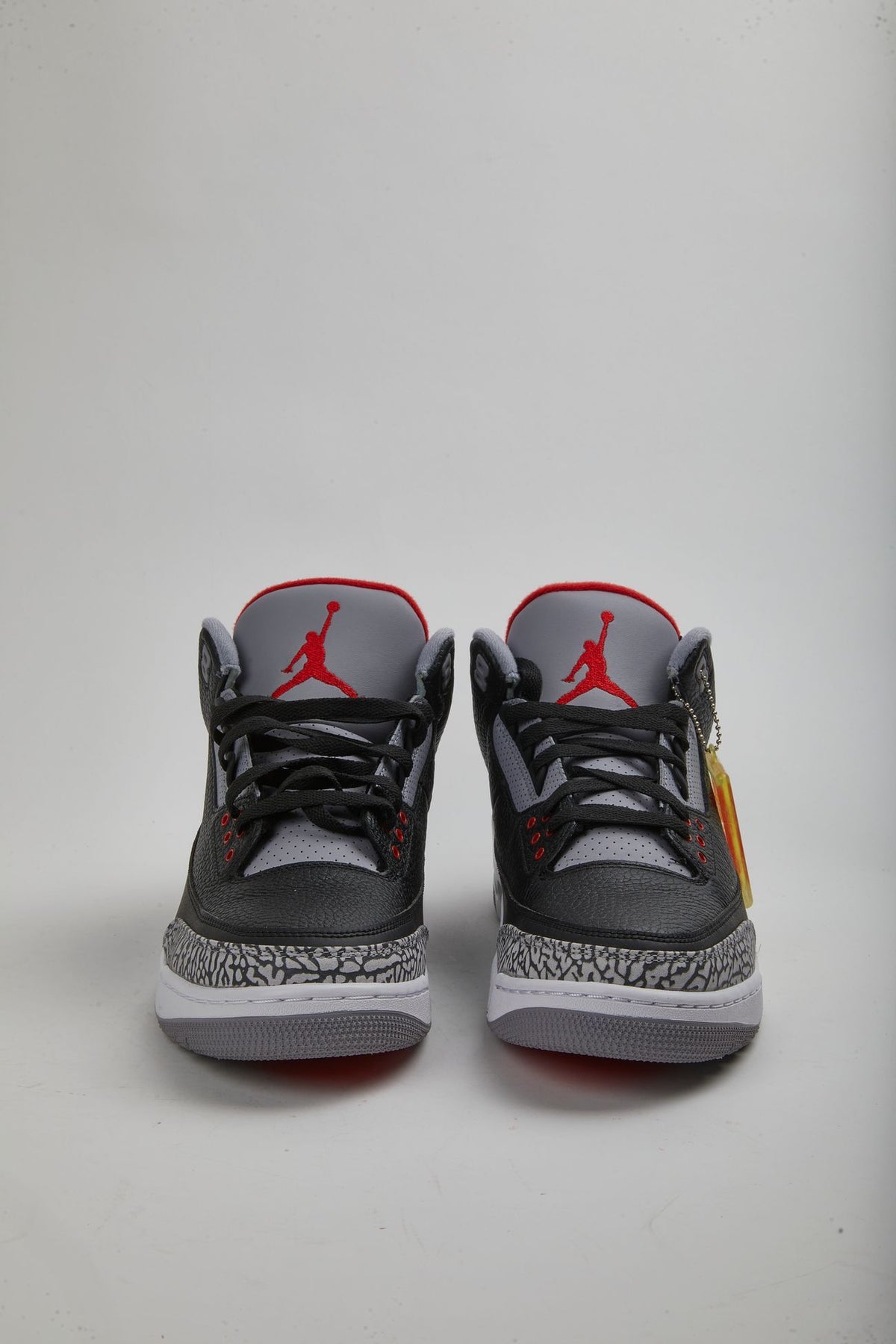 JORDAN 3 -  BLACK CEMENT - USSZ14