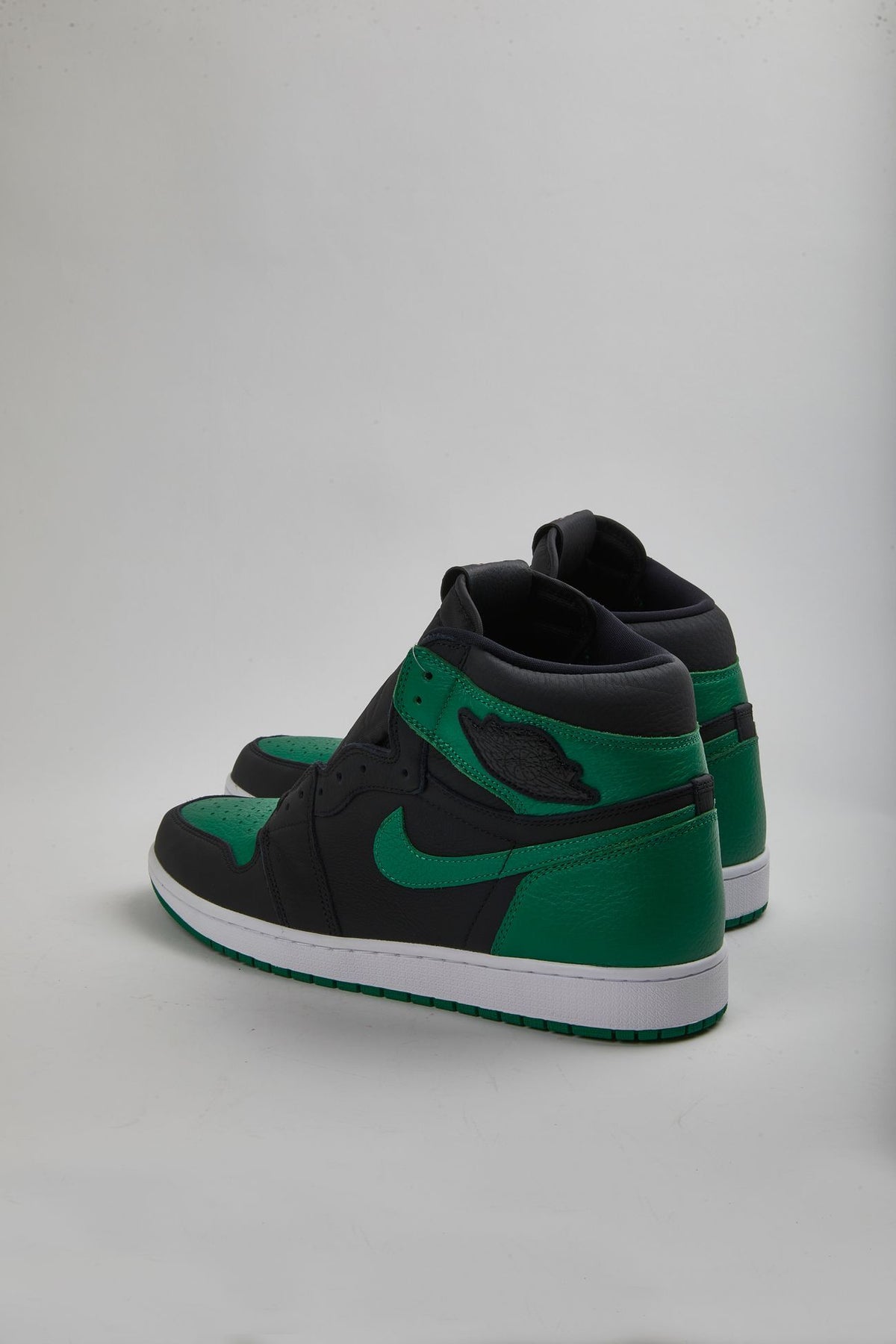 JORDAN 1 HIGH -  PINE GREEN - USSZ14